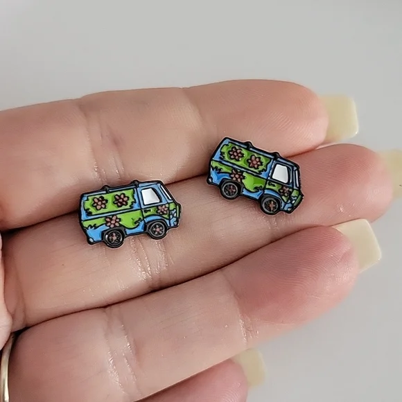 Scooby-Doo Mystery Machine Stud Earrings, unisex - Picture 6 of 6